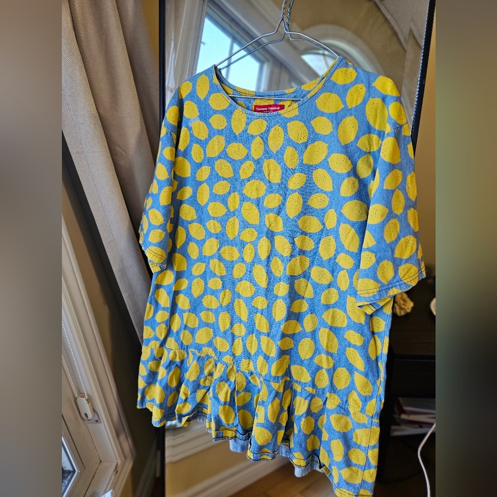 Fortune apparel size large